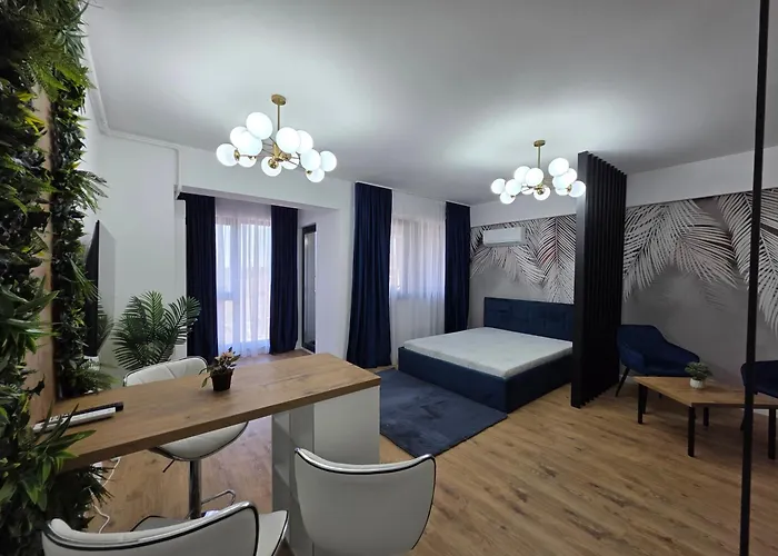 Ivory - Free Parking