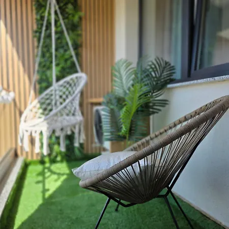 Ivory - Free Parking Apartment